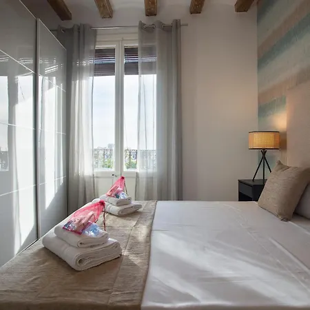 Alcam Colon Apartment *